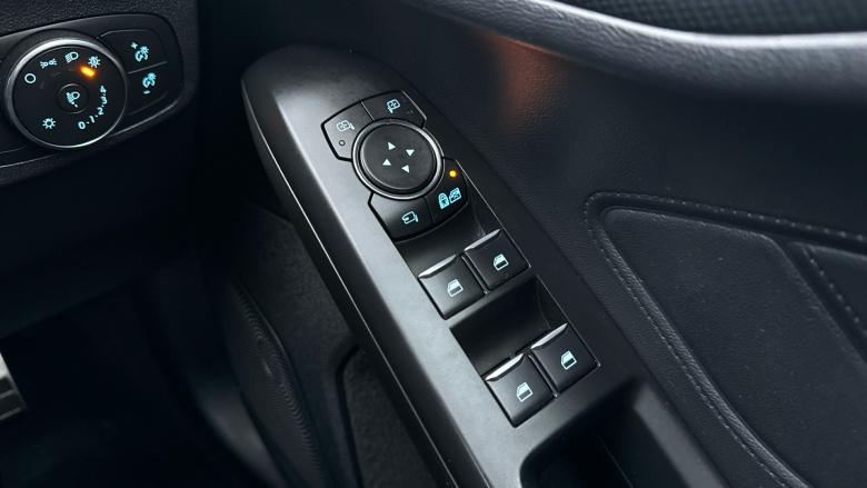 Ford Focus 1.0 EcoBoost Hybrid mHEV 155 ST-Line X Edition 5dr Petrol Hatchback